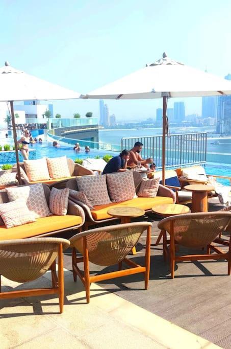 Amazing Apartment With Infinity Pool ドバイ エクステリア 写真